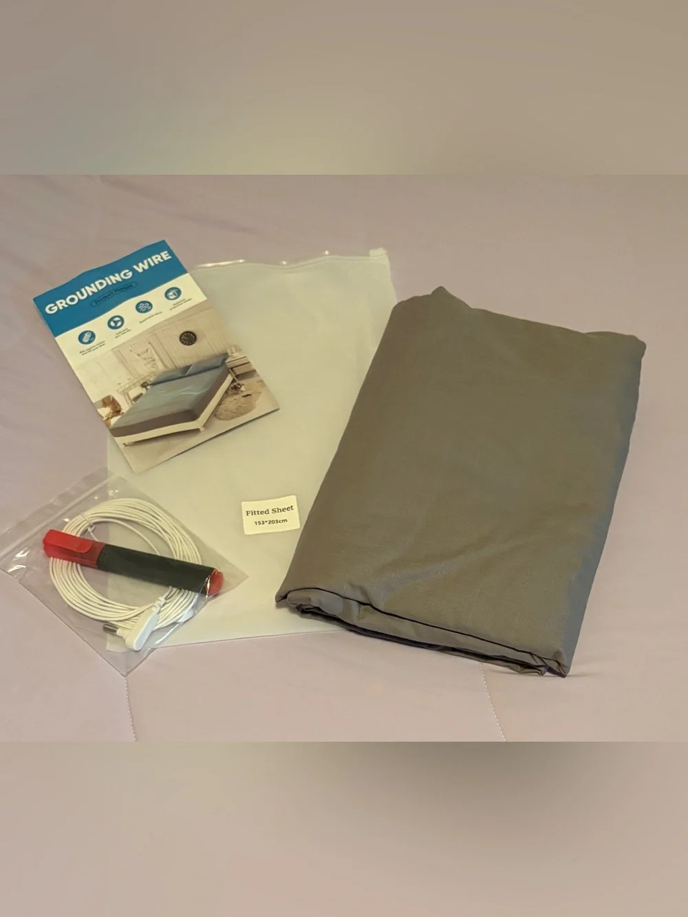 Queen Grounding Sheet in Gray